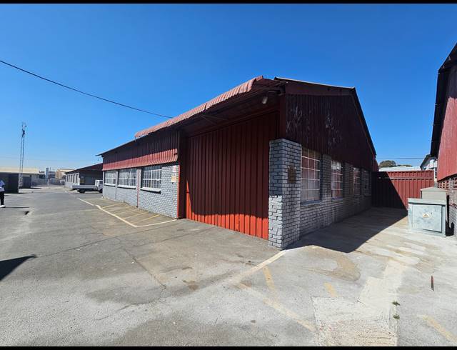297M² FACTORY TO LET IN ANDERBOLT